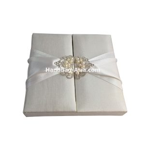 wedding box with pearl crown brooch