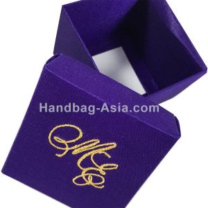 Embroidered silk favor box