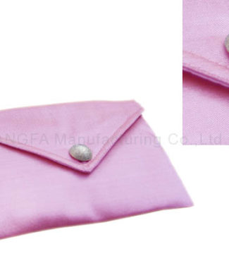 Pink padded silk envelope for wedding invites and jewelry