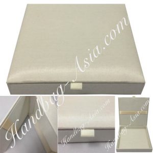 ivory wedding box with hinged lid
