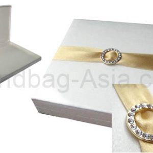 Embellished boxed wedding invitation