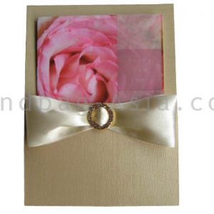 silk card holder with bow and buckle