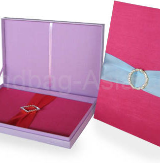 wedding box set with removable invitation holder