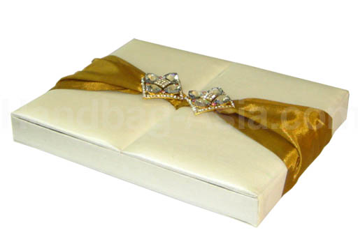 embellished gate fold wedding box