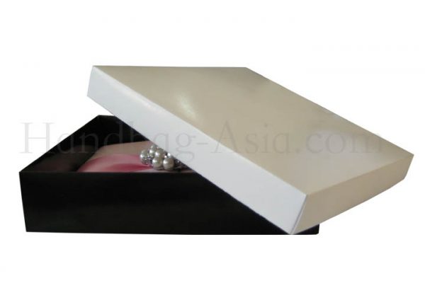 Mailing box in black and white paper