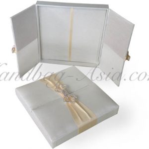 silk invitation box