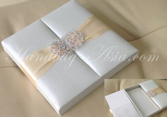 Luxury Ivory Silk Wedding Box For Invitation Cards