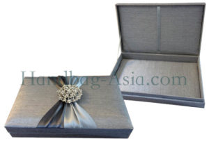 embellished wedding boxes