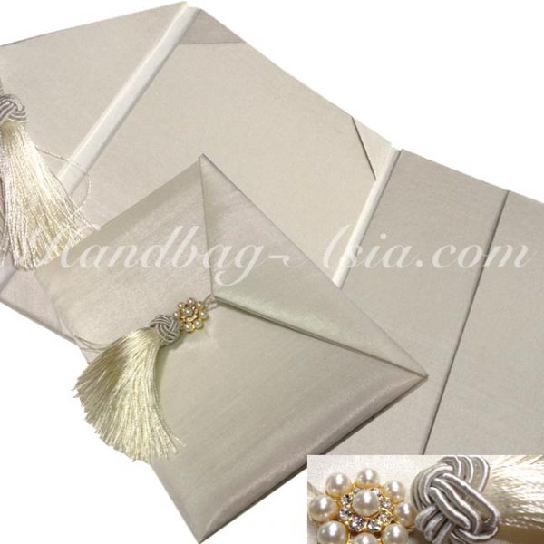 Luxury Ivory Wedding Envelope