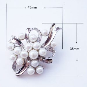 Large pearl brooch