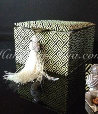 Chinese silk gift box