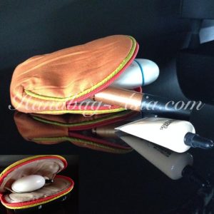 round silk cosmetic bag