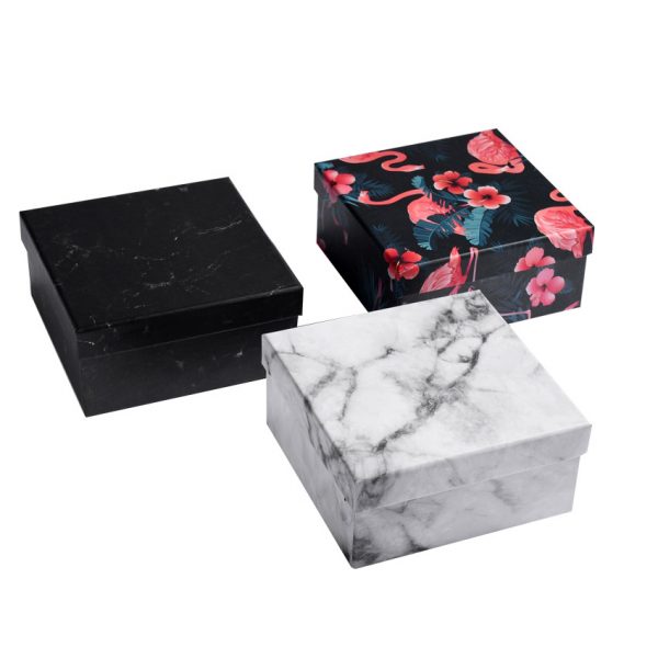 Custom printed favor box