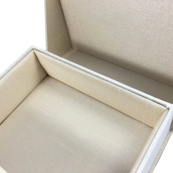 Luxury cream silk invitation box