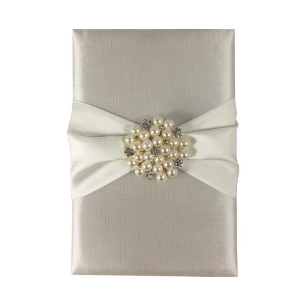 Silk card pad with brooch for invitation cards