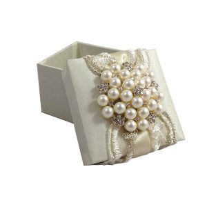 ivory lace wedding favor box