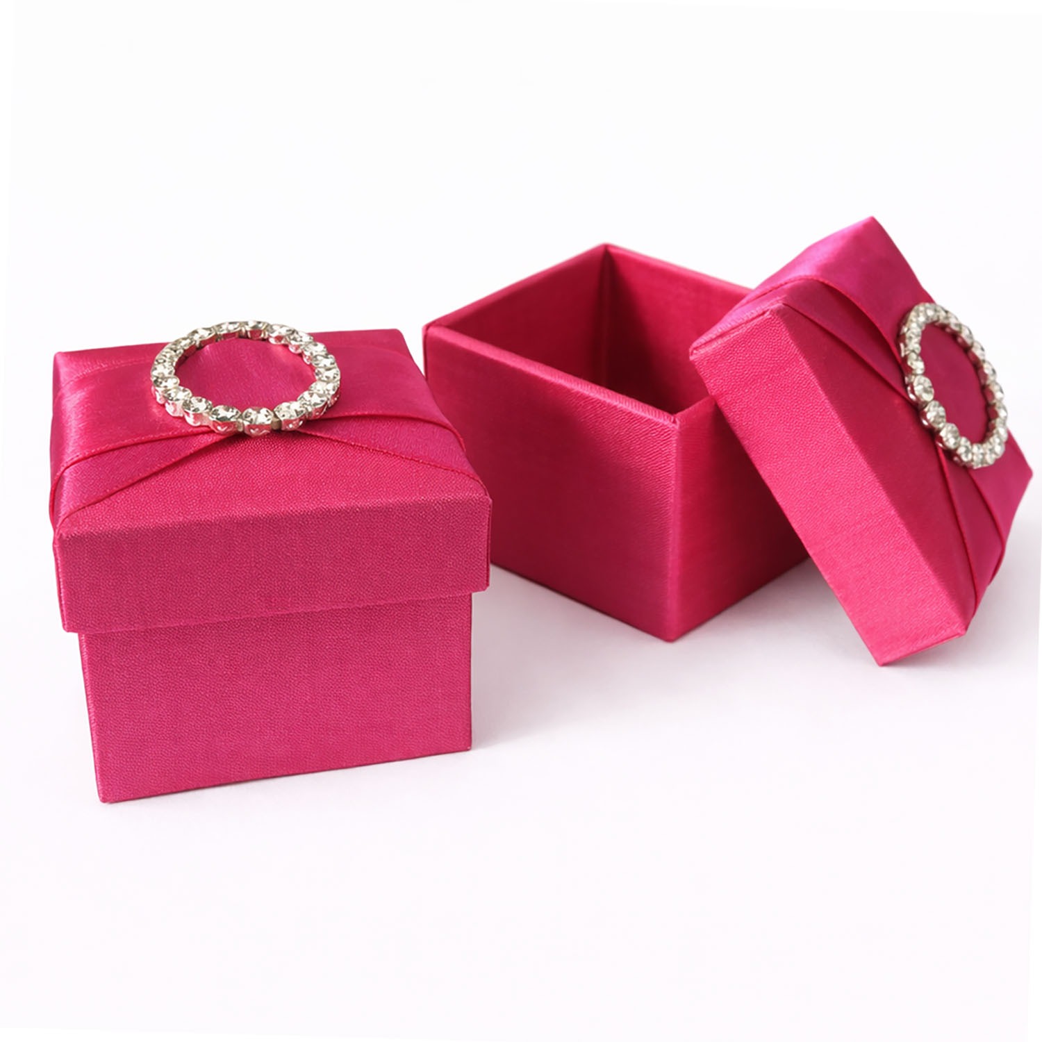 Small fuchsia silk favor box from Thailand