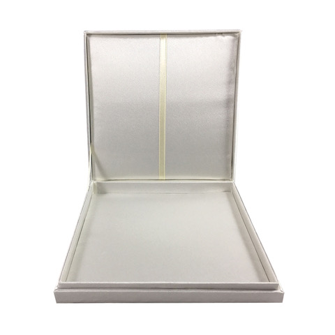Off-white hinged lid box for wedding invitation cards from Thailand