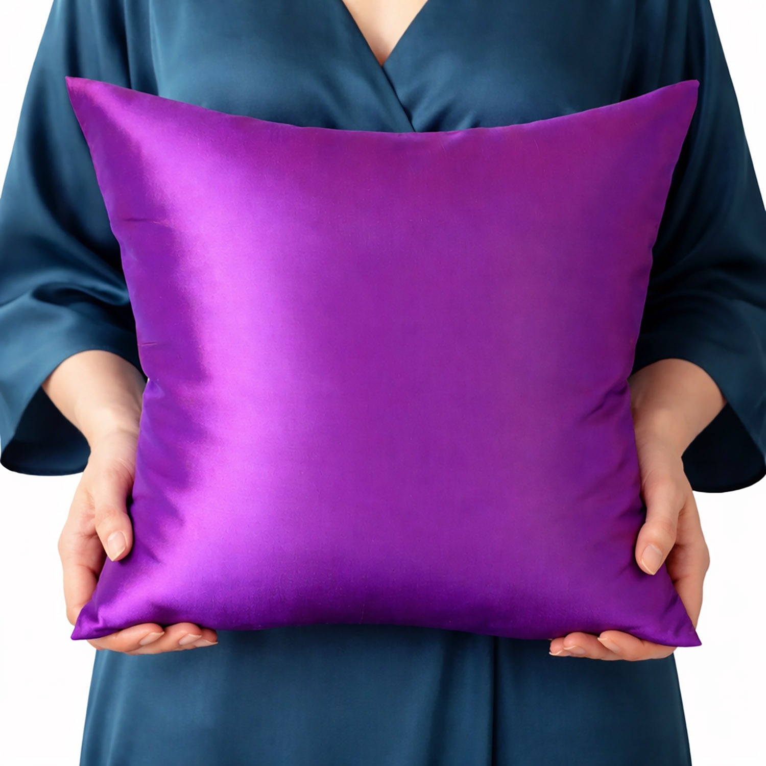 Violet taffeta silk cushion cover from Thailand
