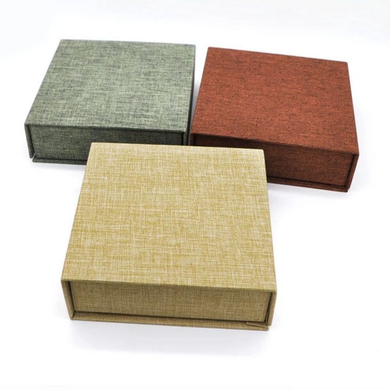 Linen Gift Boxes: Stylish and Sustainable packaging Solution