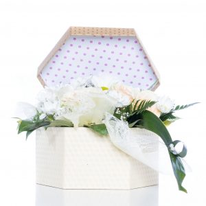 Customized Design Paper Gift Packaging Box with 6 Corners