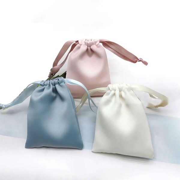 Custom size silk drawstring bag