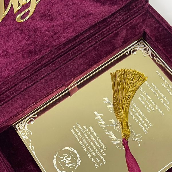 Luxury velvet invitation box