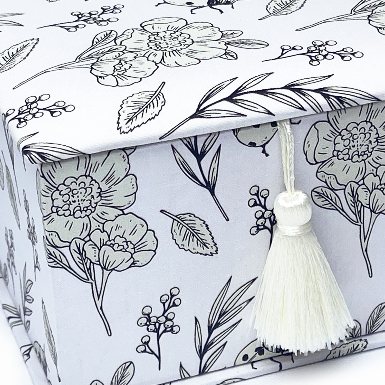 Tea gift box close up picture