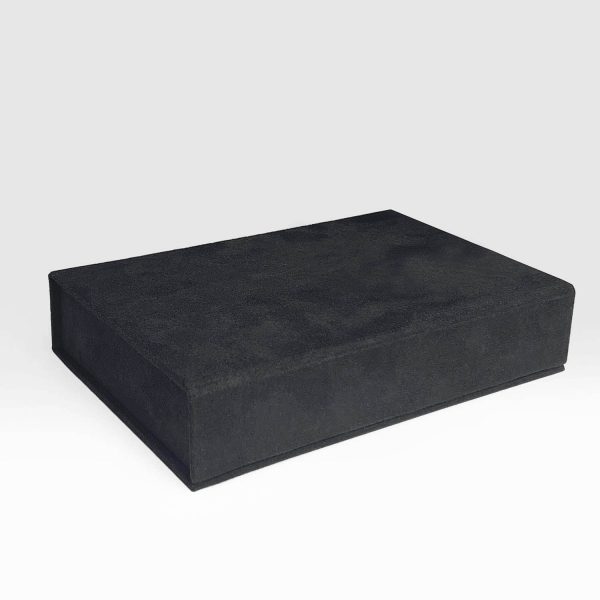 Magnetic suede photo box in black