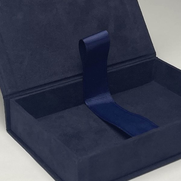 Suede box for photographs