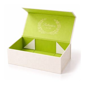 Linen magnet box with bright green interior